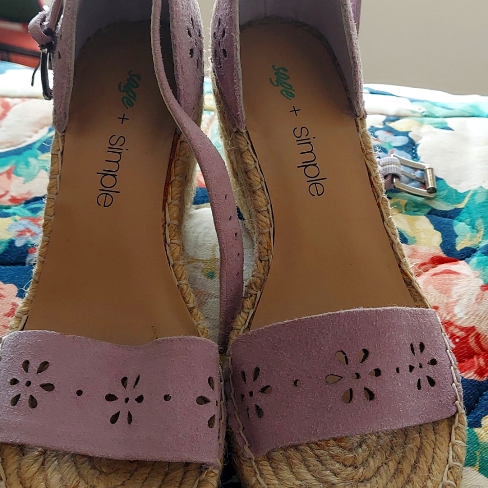 Sage and Simple size 6 wedge